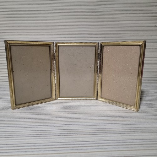 Vtg 5x7 brass gold tone - gold,