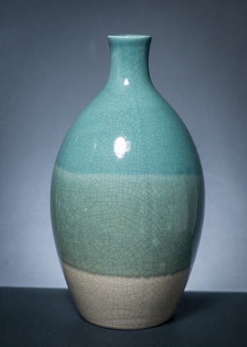 Celadon crackle glaze - celadon, –