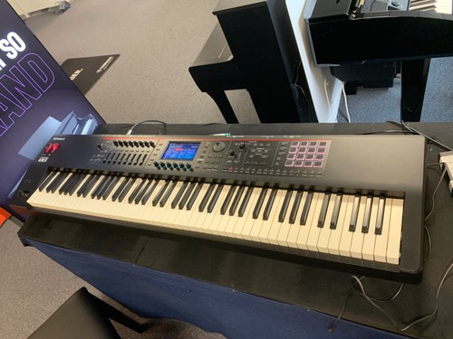 Roland fantom workstation - roland,