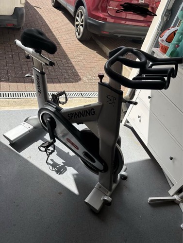 Star trac spinning bike - star,