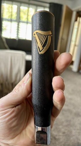 Guinness stout beer - beer, tap