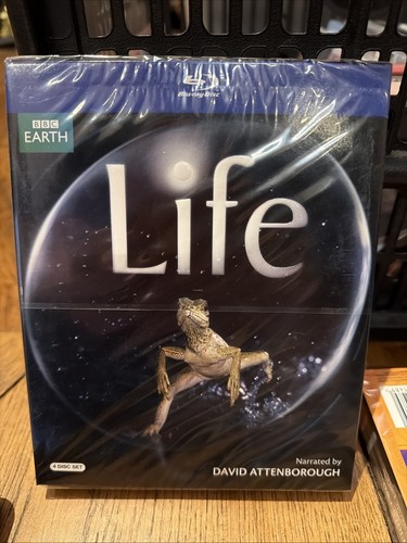 Bbc earth david attenborough - earth:,
