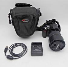 Nikon D40 DSLR Digital SLR Camera with Tamron AF 70-300mm 1:4-5.6 Lens