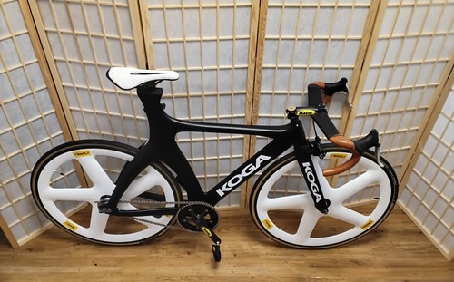 Road bike medium carbon - bike,