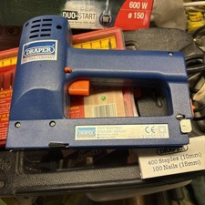 Draper 56338 Electric Stapler Nailer Staple Gun Tacker & 500 Brad Nails/Staples