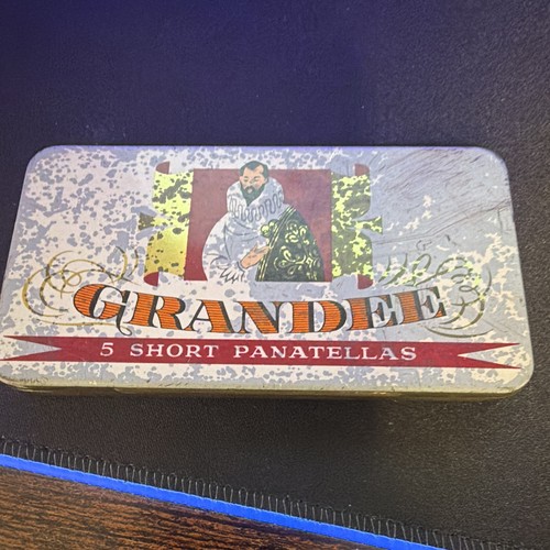 Grandee metal cigar tin - cigar,