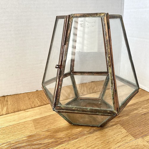 Glass copper leaded - &,