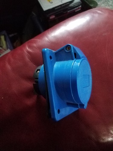 Amp female socket - female,