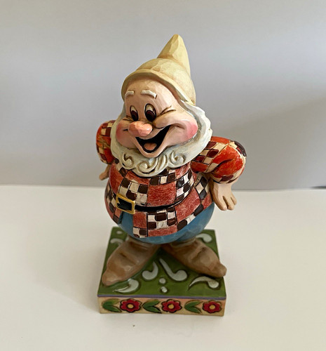 Disney traditions walt - disney,