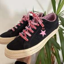 Hello Kitty x Converse Ladies