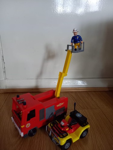 Fireman sam fire engine truck - engine,