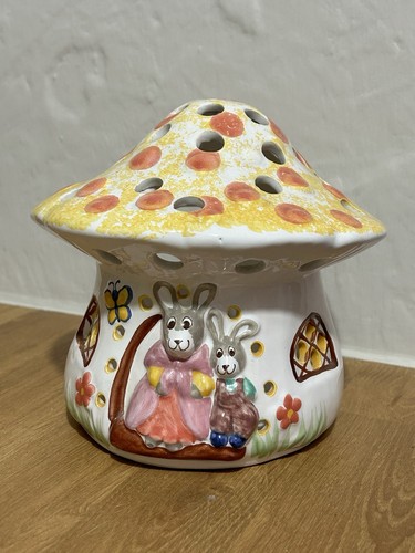 Vintage 1992 piggery - vintage,