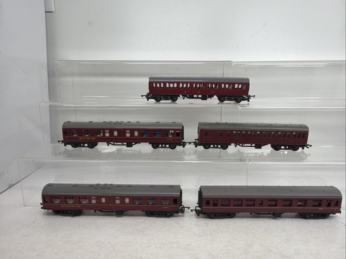 Triang suburban coaches - triang, 2