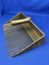 Vintage Blueberry Rake