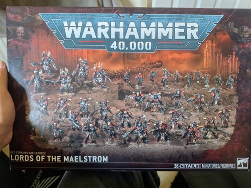 Red corsairs battleforce lords - red,