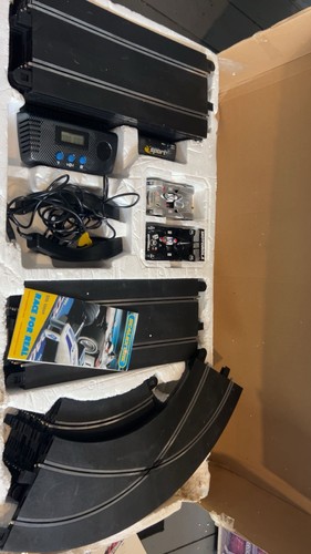 Scalextric mans set - 24,