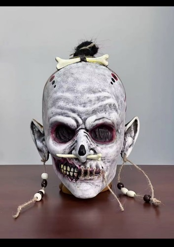 Indigenous severed head - severed, movie