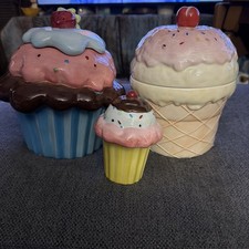 2 Cracker Barrel Susan Winget