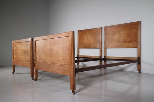 Pair heals antique oak - pair,