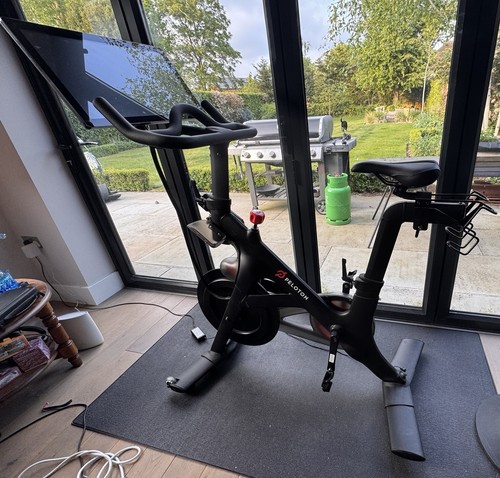 Peloton fitness bike low use - bike,