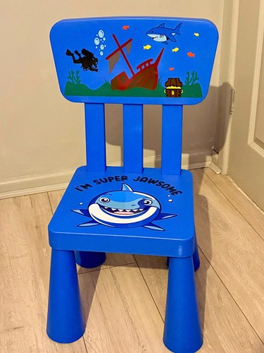 Personalised kids chairs