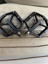 Cube Acid A3 ZP R Flat Pedals