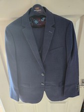 Boys Suit worn once SEE SIZE IN DESCRIPTION