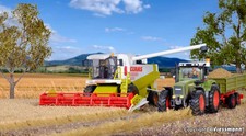 Kibri 12263 CLAAS combine