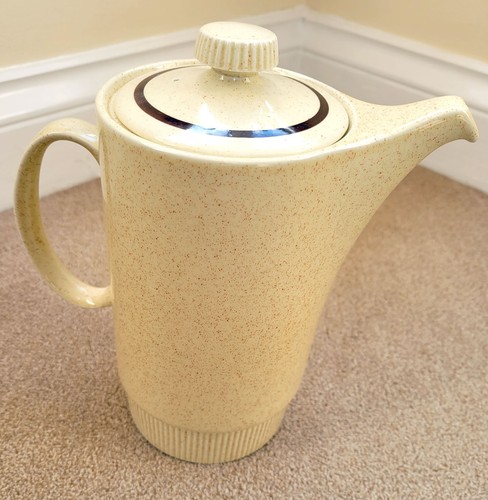 Poole pottery broadstone - pottery,