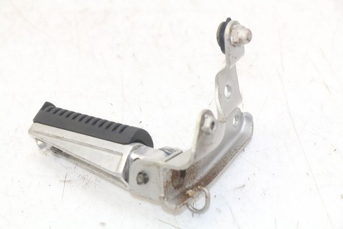 Left rear foot - rear, yamaha