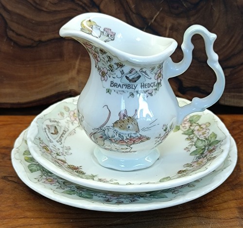 Royal doulton brambly hedge - doulton,