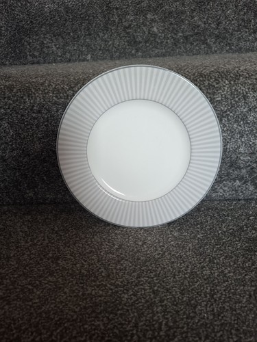 Hampton plate 20 5cm - hampton,, plate,