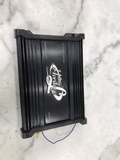 99 Wellcraft Martinique 3000 Boat Lanzar Heritage amp amplifier 3000 Watt