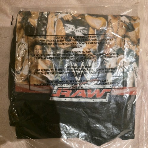 Vintage wwe raw large shirt - wwe,