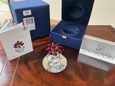 SWAROVSKI 2002 VASE OF RED