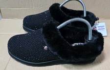 BRAND NEW SKECHERS BOBS