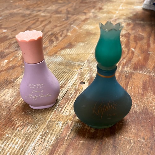 Vintage house fuller powder - of,