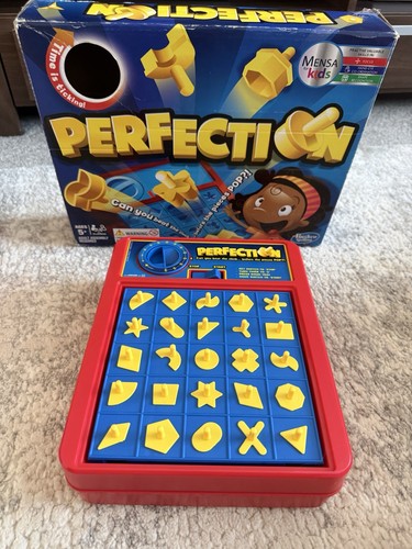 Hasbro perfection family board - hasbro,