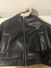 Tu black faux leather aviator