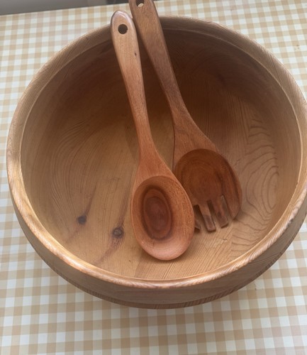 Large vintage wooden salad - vintage,
