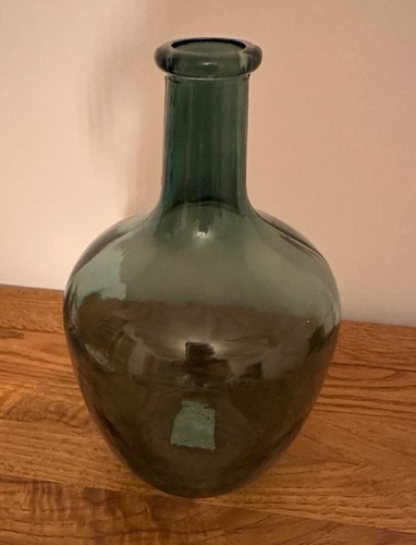 One recycled glass - one,