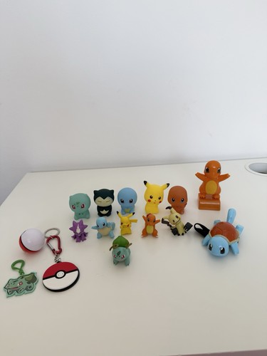Pokémon figure bundle mixed - figure,