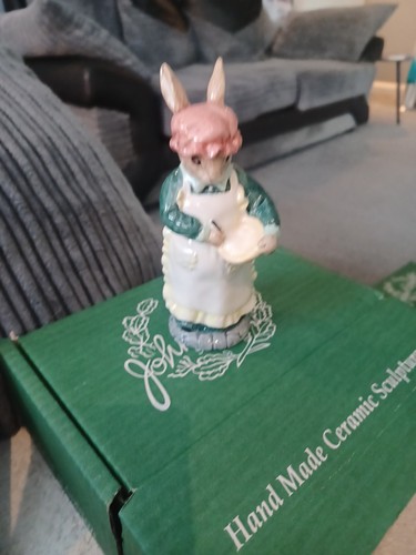 Beswick 1169 mrs - beswick, rabbit