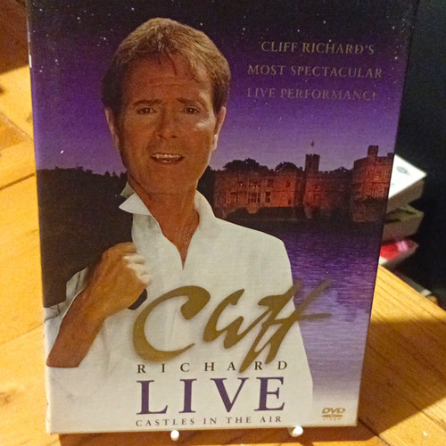 Cliff richard live castles - cliff, in