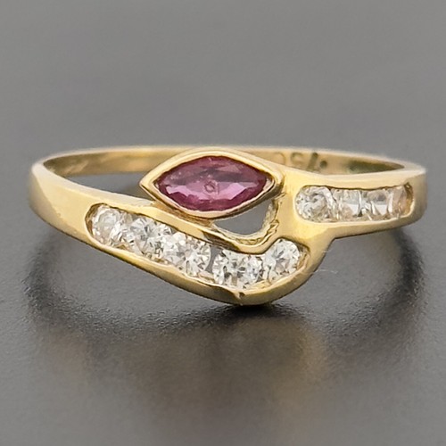 18ct yellow gold ruby cluster - yellow,