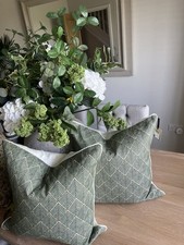 Oka Hirkani Dot Moss This Is