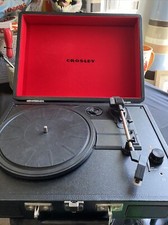CROSSLEY TURNTABLE RECORD PLAYER CR8005A-BK CASED 33/45/78 rpm
