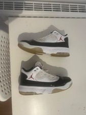 air jordan max aura 2 white black and red in uk 5.5