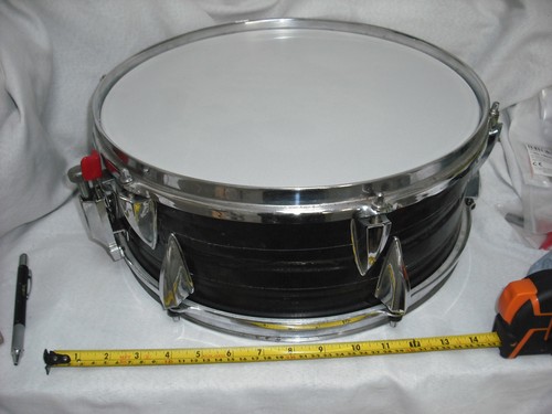 Unbranded basic steel snare