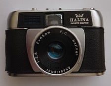 Halina Paulette Vintage Electric Camera 1:2.8   F=45mm  Halinar Anastigmat